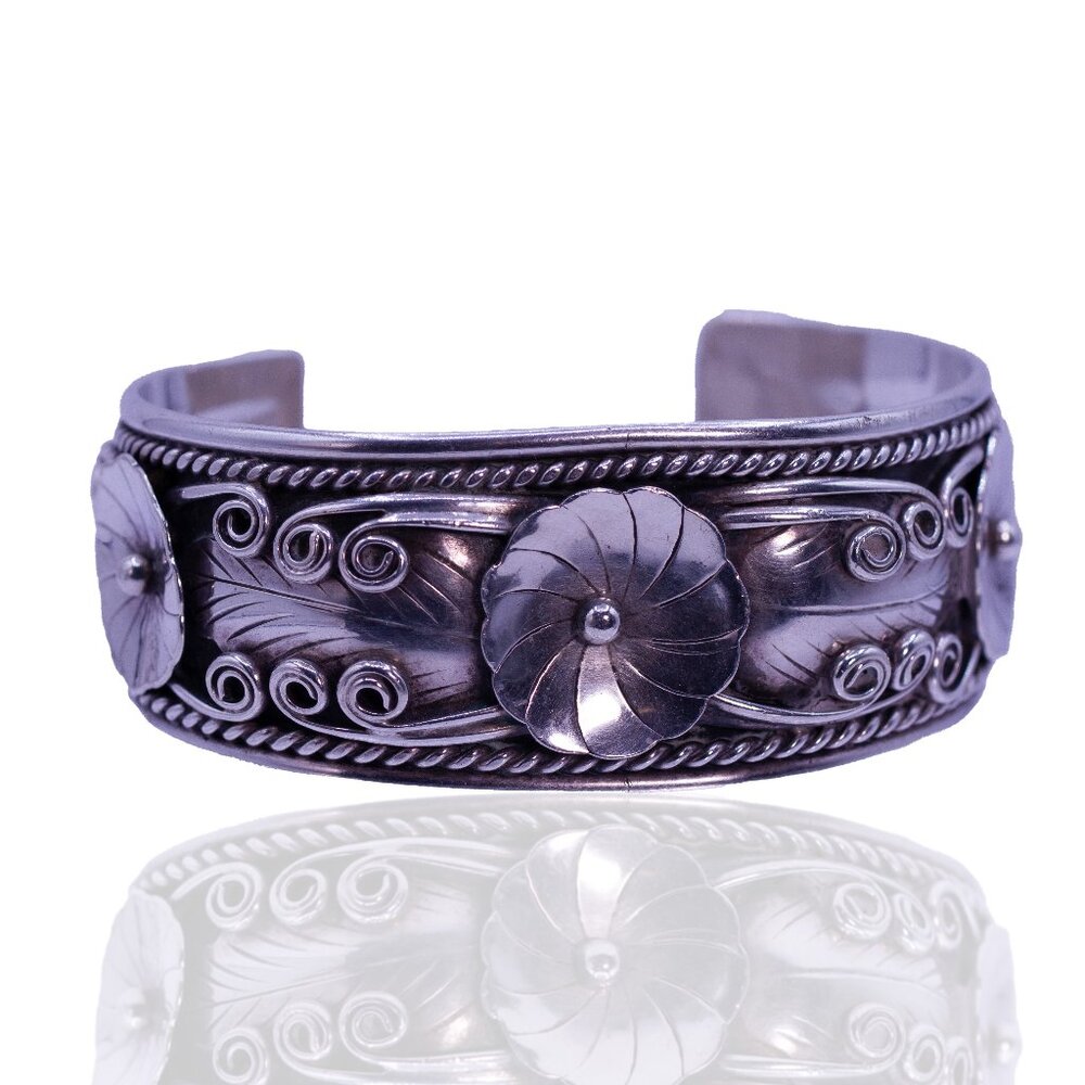Vintage Fred James Navajo Sterling Silver Squash Blossom Cuff Bracelet, 50g